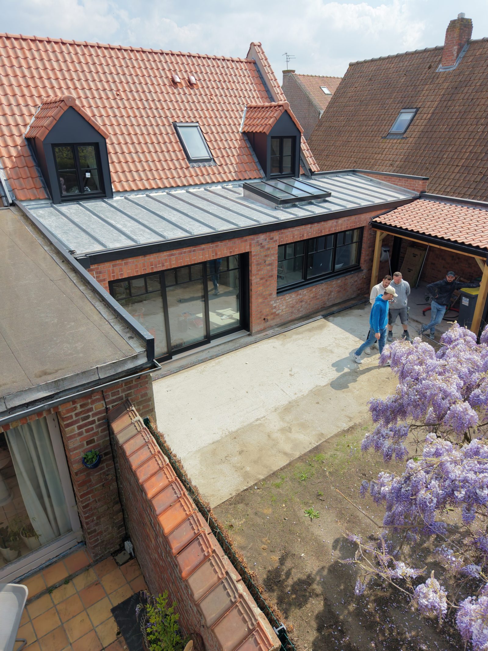 Rénovation de vitrine commerciale par notre entreprise générale dans le Nord-Pas-de-Calais